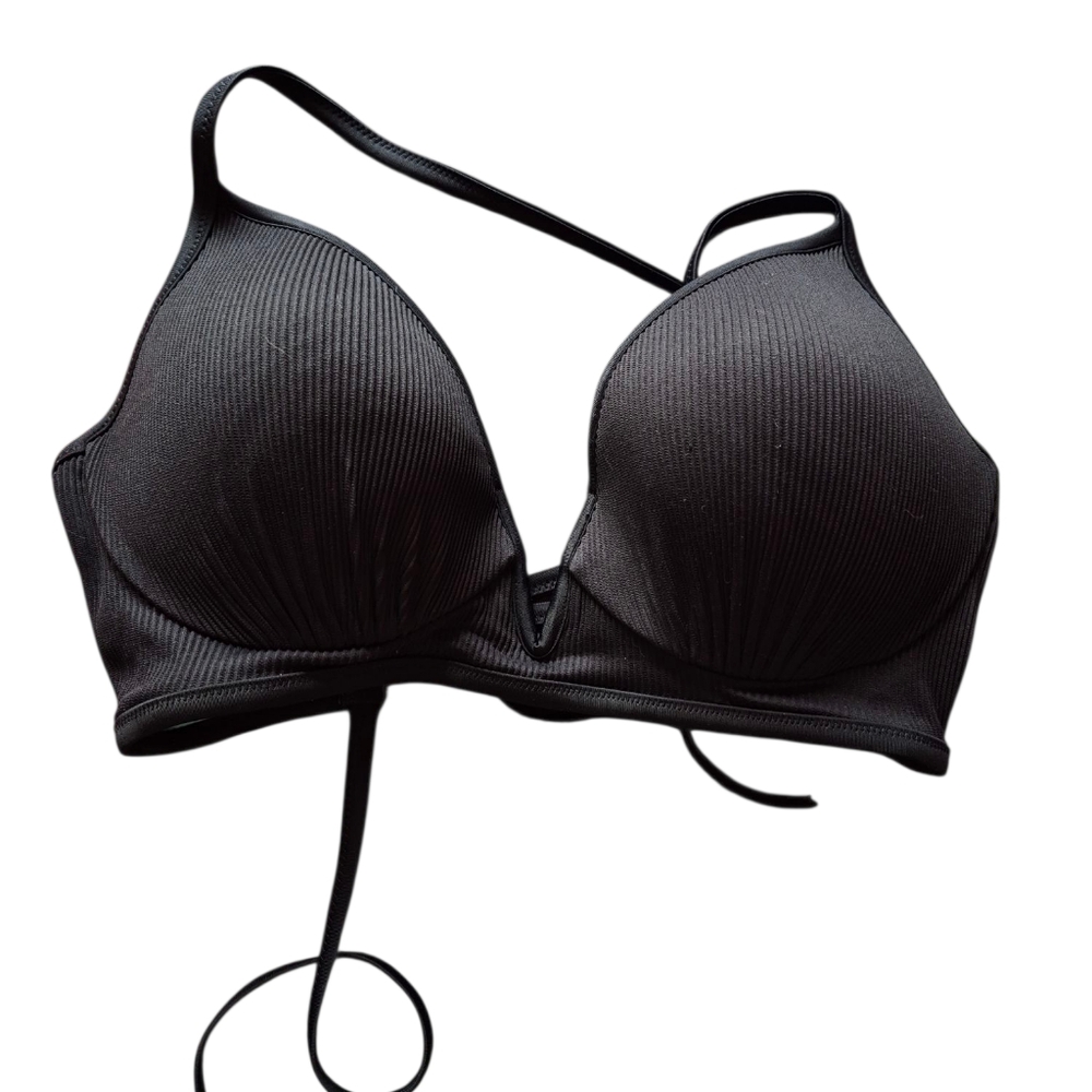 Share Shore Black Women's Swimsuit Top